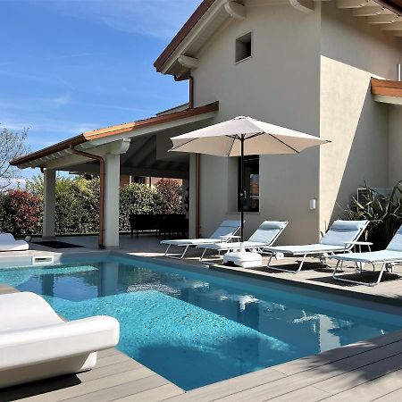 Ferienhaus Casa Sulle Colline Di Barcuzzi Pool, Garden And Barbecue Luaran gambar