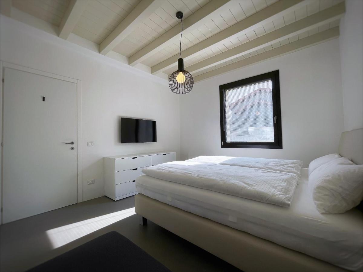 Ferienhaus Casa Sulle Colline Di Barcuzzi Pool, Garden And Barbecue Luaran gambar